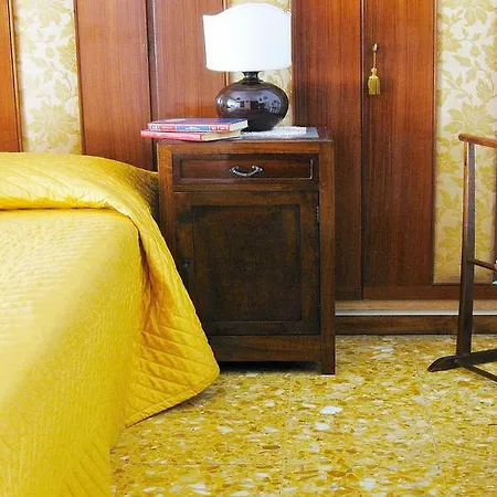 Romulus Rex 2* Ρώμη