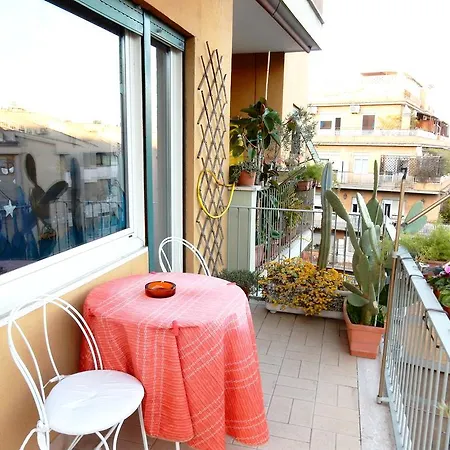 Πανσιόν Romulus Rex 2*